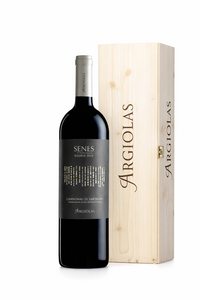 Senes 2019 Cannonau di Sardegna Riserva 1,5l ve dřevě